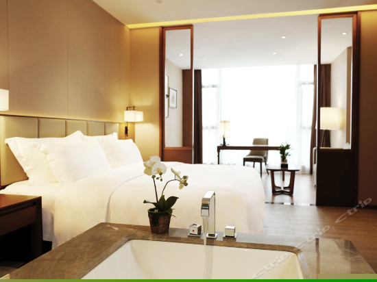 休闲园景度假房