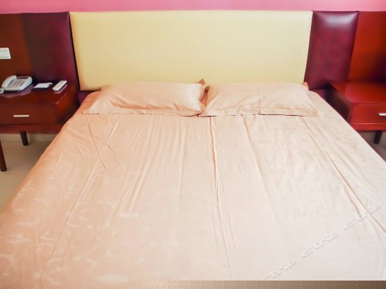 特惠大床房（无窗）