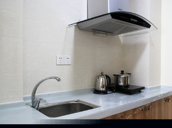 豪华园景大床房