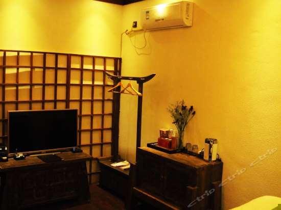 藏式精品豪华单人房套一