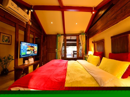 纳西明清大床房