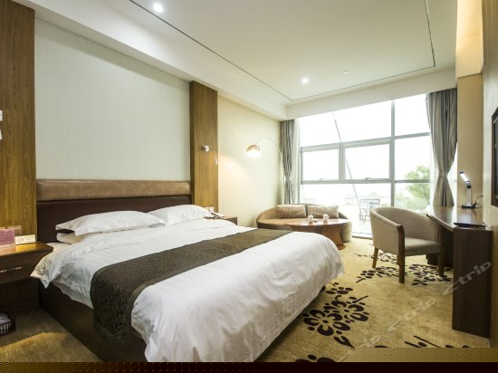 会馆楼海景情侣房