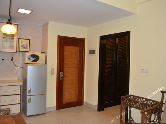 豪华亲海园景子母套（一房一厅）