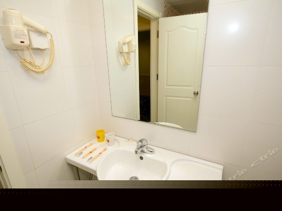 特惠双人房(无窗)