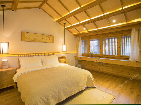 浪漫樱缘（独立空中花园套房）