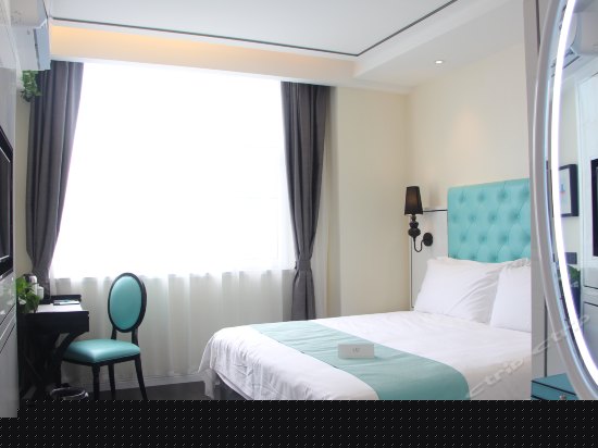 希岸豪华大床房