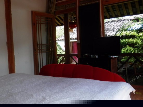 二楼阳光观景大床房