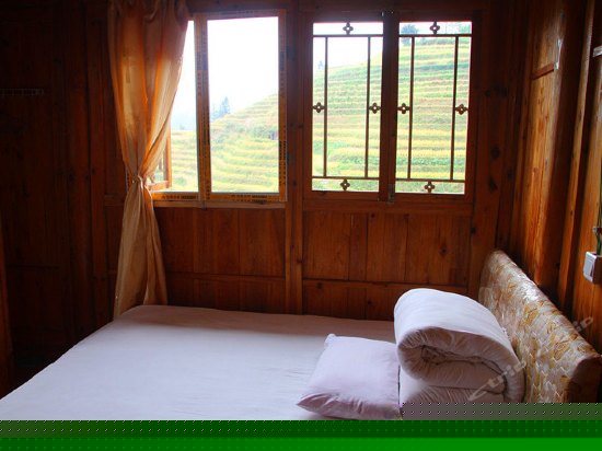 梯田观景日出房