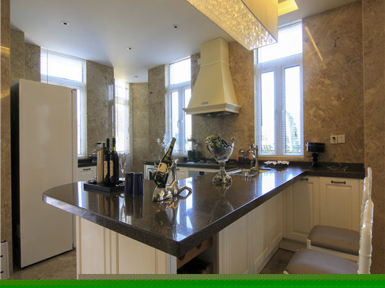 联排4居室湖景别墅