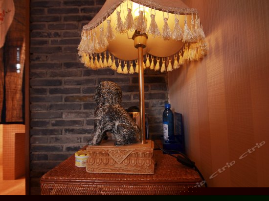 沉香岭--豪华经典大床房201