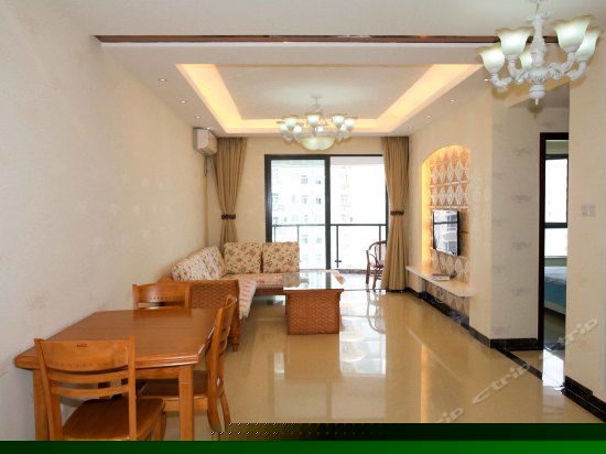 欧式二房一厅奢华超大阳台海景房