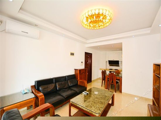 金茂花园临海豪华二卧室