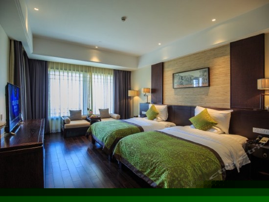 山景露台双床房