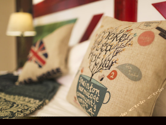 初夏微海景大床房