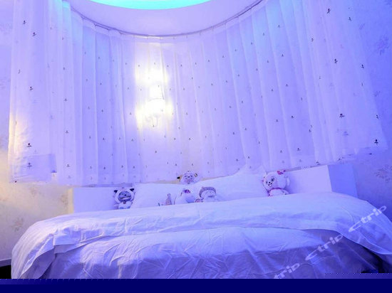 主题大床房(无窗)