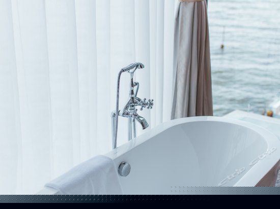 亲水海景落地窗大床房（风花1）