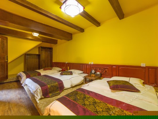 豪华榻榻米三人间