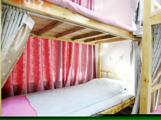 女生江景四人间（床位）