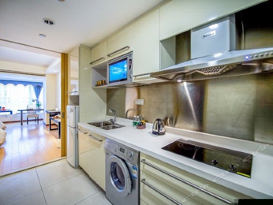 精品丽景大床房