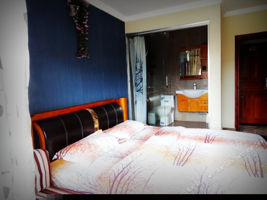 临江阳台大床房