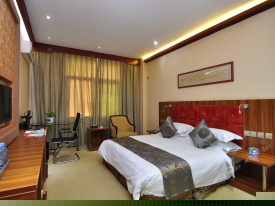 豪华观景大床房