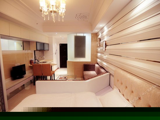 豪华网络大床房