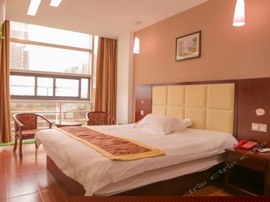 高级大床房