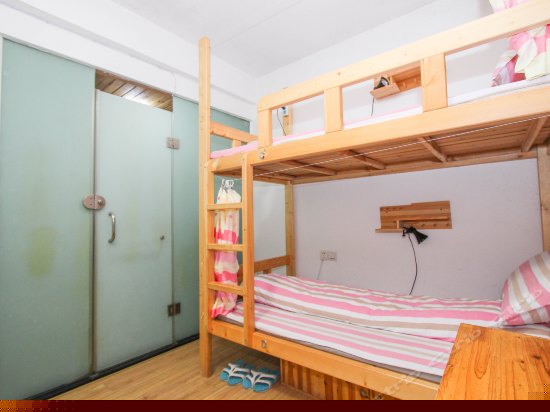 四人间(床位房)