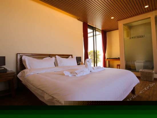 寄澜海景阳台大床房