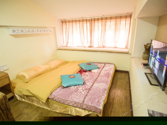 二楼特惠大床房