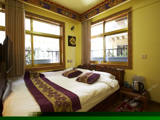 藏式榻榻米大床房