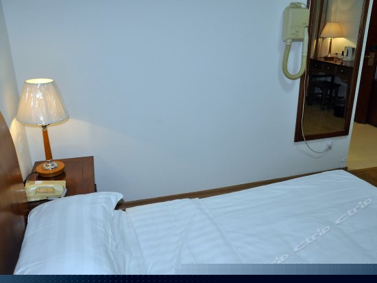 大床房（暗窗）