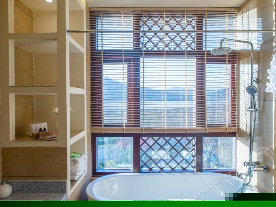 豪华海景大床房