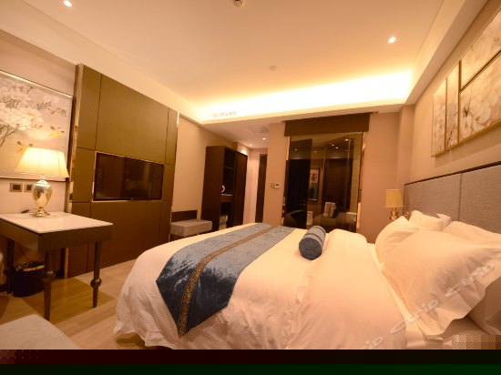 和颐高级大床房