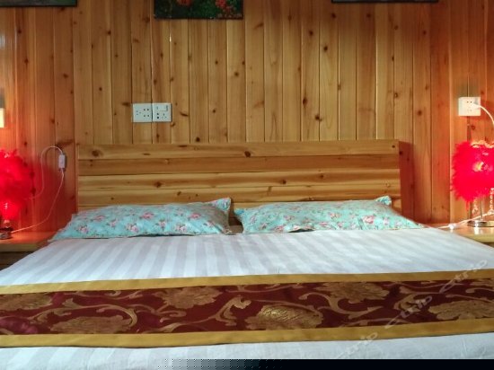 水车店标准大床房