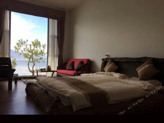 豪华海景大床房