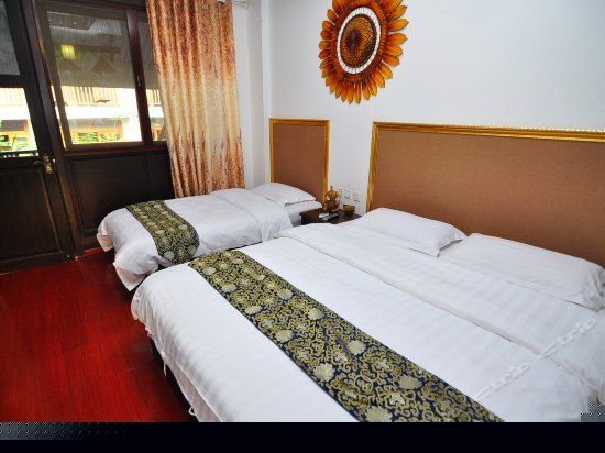 泰式休闲榻榻米大床房