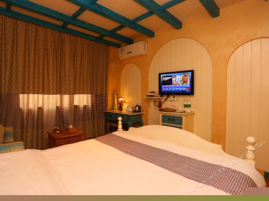 豪华风情大床房