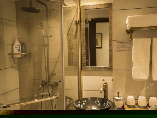 籍园园景家庭房