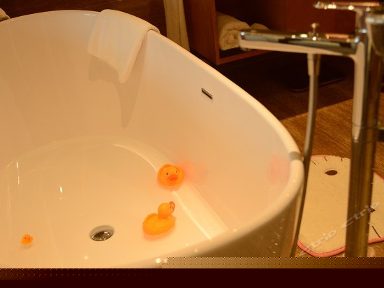 Hello kitty主题房