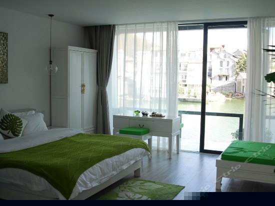 海景阳台大床房雪月