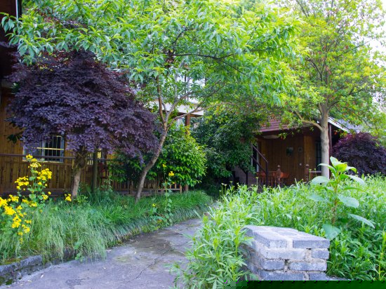 独栋小木屋大床