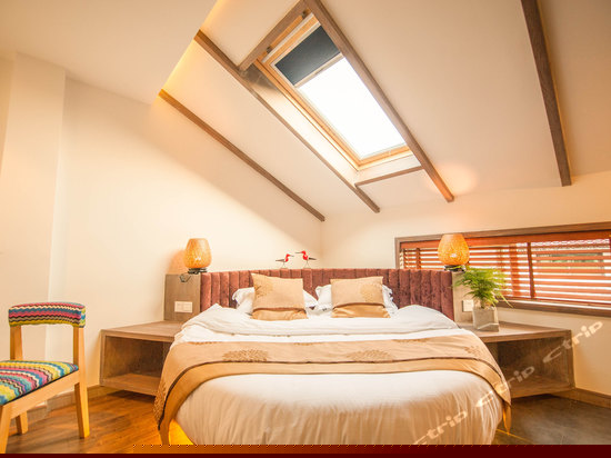 浪漫星空圆床房（306）