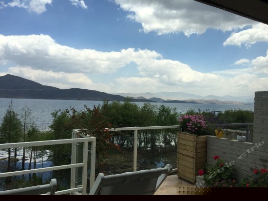 云水间阳台海景房