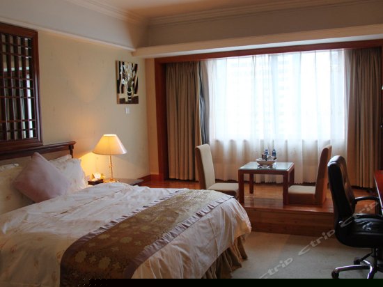 日式楼层豪华大床房