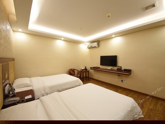 标准双人房（无窗）