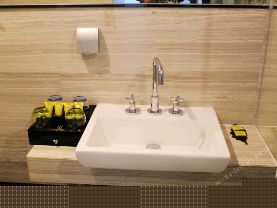 豪华海市双景双卧套房