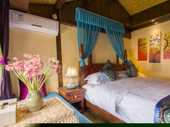 魅酷一族大床房