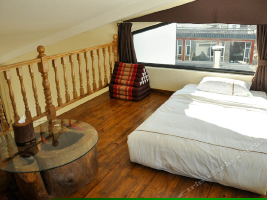 复式海景家庭房