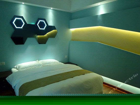 浪漫情侣房(无窗)